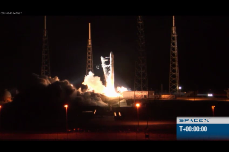 Illustration for article titled SpaceX's first bid at cab service to ISS is a bust